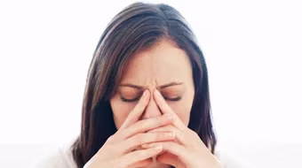 Dấu hiệu cho thấy bạn đang bị stress nặng