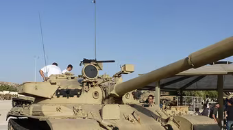 Mỹ lập kế hoạch triển khai xe tăng không người lái