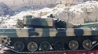 Trung Quốc dùng xe tăng Type 96B so tài với T-72B3 Nga 