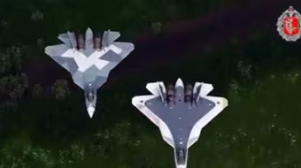 Nga tung video hoành tráng kỉ niệm "Ngày không quân"