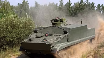 Indonesia nhòm ngó xe tăng bọc thép chở quân BT-3F của Nga