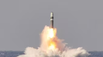 Mỹ nâng cấp tên lửa hạt nhân Trident II 