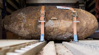 54.000 người Đức sơ tán vì bom 1,8 tấn sót lại từ Thế chiến II