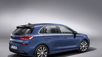 Hyundai xác nhận sự xuất hiện của i30 fastback