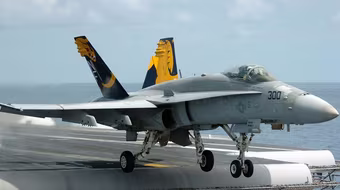 Quá nửa số máy bay hải quân Mỹ "nằm đắp chiếu" vì thiếu ngân sách