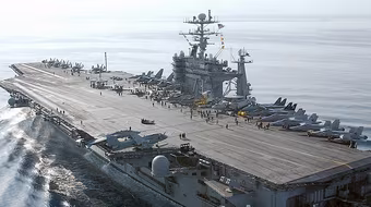 Tàu sân bay Mỹ bắt đầu tham chiến chống khủng bố tại Iraq và Syria