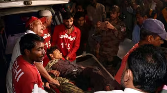 IS đánh bom liều chết tại Pakistan, ít nhất 30 người thiệt mạng