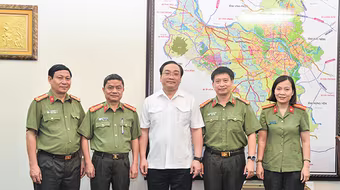 "Đặt hàng" những phản biện mang tính xây dựng