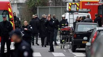 Vụ nổ súng ở báo Charlie Hebdo: Nghi can 18 tuổi có chứng cứ ngoại phạm