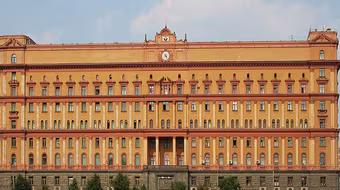 Nga trục xuất một điệp viên hai mang phương Tây