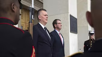 Bộ trưởng Quốc phòng Ba Lan đến Mỹ vận động tăng hiện diện quân sự