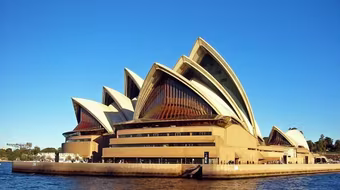 Nhà hát Opera Sydney cấm "gậy tự sướng"?