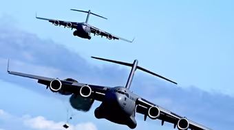 Hai máy bay quân sự Mỹ vi phạm không phận Phần Lan