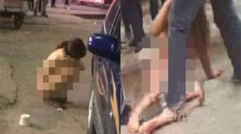 Vợ ngoại tình bị chồng lột trần giữa đường