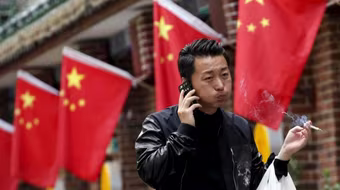 Bắc Kinh thực hiện lệnh cấm hút thuốc lá gần trường học, bệnh viện