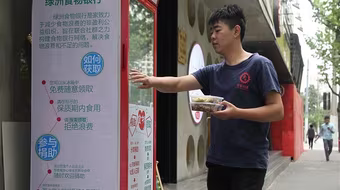 Thượng Hải lắp đặt "tủ lạnh tình thương"