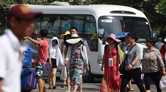 Tổng cục Du lịch đề nghị chấn chỉnh việc đón khách Trung Quốc vào Nha Trang