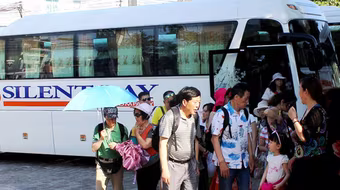 Thu hồi giấy phép của công ty có nhiều sai phạm trong đón khách Trung Quốc 