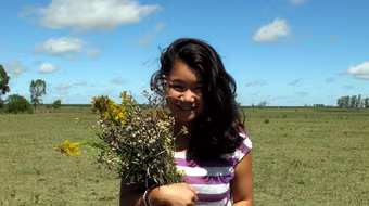 Sau 3 năm mất tích, Huyền Chip ra sách mới về "giấc mơ Mỹ"