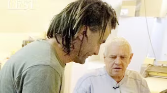 Bán cả hiệu bánh với giá…1 euro