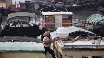 Trung Quốc ứng phó với Nida - cơn bão mạnh nhất trong năm 