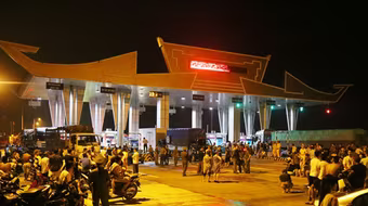 Đơn vị thu phí "dọa" đóng cửa cầu Hạc Trì: Không phải muốn dừng là được