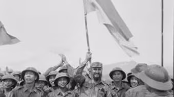 Xúc động xem ảnh lãnh tụ Cuba Fidel Castro