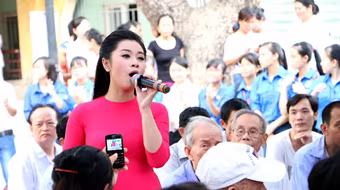 Quán quân Sao Mai 2015 Thu Hằng: Nụ cười của khán giả là cát-xê lớn nhất