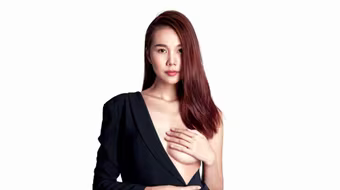 Phá bỏ mọi giới hạn, Thanh Hằng gây sốt khi nóng bỏng khoe vòng 1