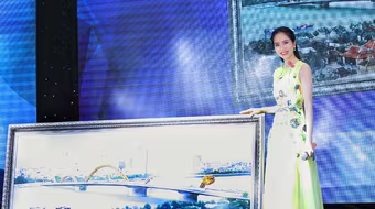 Đấu giá tranh, Hoa hậu Dương Kim Ánh quyên tiền giúp đỡ người nghèo