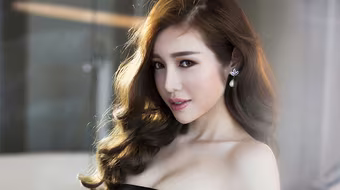 Sức hút khó cưỡng của các mỹ nhân Việt sở hữu vòng một quyến rũ