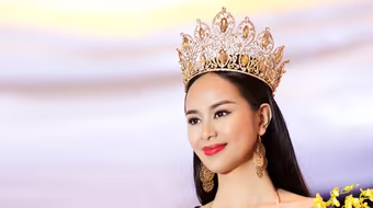 Diễn viên người mẫu Sella Trương bất ngờ đăng quang Hoa hậu điện ảnh