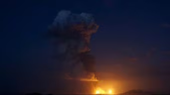 Nổ nhà máy hóa chất làm rung chuyển nhà cửa ở Trung Quốc