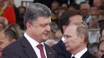 Ukraine tố cáo bị Nga "ăn cướp" 2 giàn khoan dầu ở Crimea