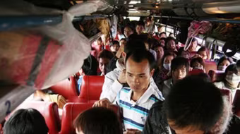 Bát nháo xe khách: Muôn "chiêu" né lực lượng chức năng, gạt hành khách