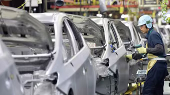 Hãng Toyota dừng sản xuất tại Nhật Bản sau vụ nổ