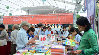 Hội sách mùa Thu 2016 : Không gian của người yêu sách