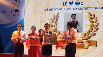 Tôn vinh lao động trẻ có tay nghề cao
