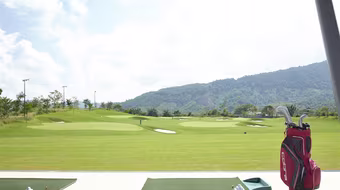 Khai trương sân golf đầu tiên tại Bà Nà