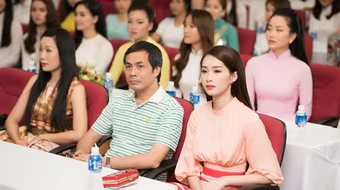 Hoa hậu Việt Nam 2016: Hoa hậu Đặng Thu Thảo rạng rỡ chấm thi khu vực phía Bắc