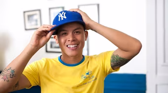 Biên đạo John Huy Trần chạy bộ gây quỹ cho trẻ em bị hở hàm ếch