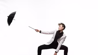 Lương Mạnh Hải "cô đơn" trong bộ hình Valentine