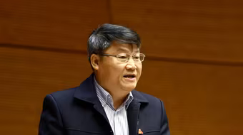 Phải có người chịu trách nhiệm trước dân