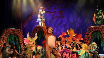 "Cổ tích cười" 