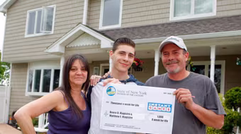 Hai lần trúng số triệu đô