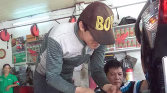 Người "nghiện" làm việc thiện