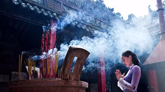 Chuyện ­­thờ cúng