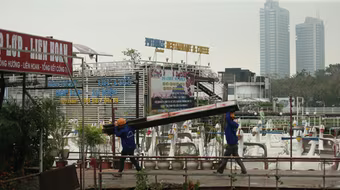 Quyết trả lại không gian thông thoáng cho hồ Tây