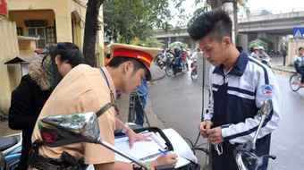 Chế tài để học sinh không "nhờn" Luật Giao thông