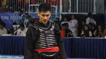 Võ sĩ Thái Linh tuột mất HCV vì đánh đối thủ ngất